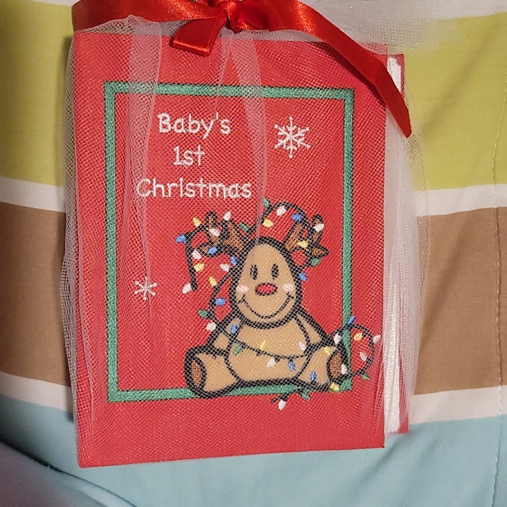 Baby's 1st Xmas photo album